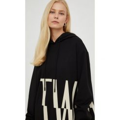 Twinset sukienka kolor czarny mini oversize. Czarne sukienki Twinset, s, bez wzorów, z dzianiny, bez kołnierzyka, bez ramiączek, maxi, oversize. W wyprzedaży za 589.99 zł.