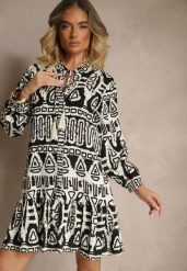 Czarna Rozkloszowana Sukienka z Wiskozy w Etniczny Print z Wiązaniem z Frędzlami Ravpio. Czarne sukienki Renee, na spotkanie biznesowe, l, bez wzorów, z wiskozy, eleganckie, bez kołnierzyka, bez ramiączek, mini, rozkloszowane. W wyprzedaży za 91.99 zł.