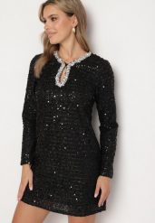 Czarna Koktajlowa Cekinowa Sukienka o Pudełkowym Kroju Sewilena. Czarne sukienki Born2be, na co dzień, l, z aplikacjami, eleganckie, bez kołnierzyka, bez ramiączek, mini, kopertowe. W wyprzedaży za 212.49 zł.