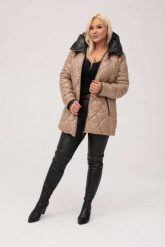 Beżowa kurtka Roda pikowana we wzór rombów XXL OVERSIZE JESIEŃ ZIMA. Brązowe kurtki Moda Size Plus Iwanek, na jesień, l, bez wzorów, eleganckie, bez kaptura. W wyprzedaży za 249.90 zł.