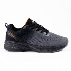 Sportowe buty damskie czarno-szare DK czarne. Czarne buty treningowe bez wzorów, bez zapięcia. Za 206.95 zł.