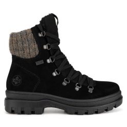 Botki Rieker. Czarne botki Rieker, bez wzorów, bez obcasa, na płaskiej podeszwie, bez zapięcia. Za 363.99 zł.