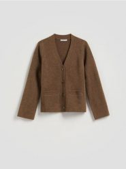 Kardigan z kieszeniami - brązowy. Brązowe swetry Reserved, l, bez wzorów, z dzianiny, bez ramiączek. Za 139.99 zł.