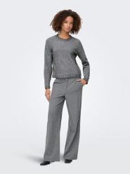 ONLY Sweter w kolorze szarym rozmiar: M. Szare swetry ONLY, m, bez wzorów, ze splotem, bez ramiączek. Za 130.81 zł.