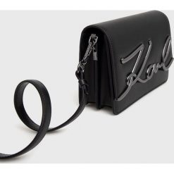 Karl Lagerfeld torebka skórzana kolor czarny. Czarne listonoszki KARL LAGERFELD, bez wzorów, z materiału, na ramię, bez dodatków. Za 1,599.90 zł.