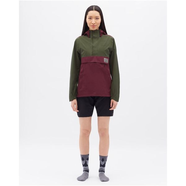 Kurtka damska Silvini Women Jacket Montesola WJ2223. Brązowe kurtki do biegania Silvini, s, bez wzorów, bez kaptura, trekkingowe. Za 899.00 zł.