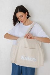 TORBA KAREN "ŁĄKA" ECRU One size - Flawless. Shopper bag Flawless, bez wzorów, na ramię, z nadrukiem, bez dodatków. Za 179.00 zł.