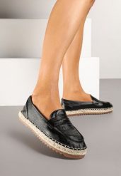 Czarne Espadryle Ozdobione Plecionką i Paskiem Zolivia. Czarne espadryle Renee, bez wzorów, z jeansu, bez obcasa, na obcasie. W wyprzedaży za 39.99 zł.