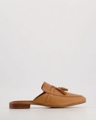 KLAPKI MULE 3548901-8 COCON. Klapki Venezia, bez wzorów, ze skóry, bez obcasa, bez zapięcia. Za 199.00 zł.
