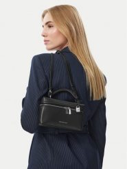 MICHAEL Michael Kors Torebka Jana 32F5SQ1C0L Czarny. Czarne torebki klasyczne MICHAEL Michael Kors, bez wzorów, bez dodatków. Za 1,019.00 zł.