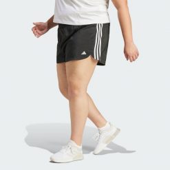 Szorty Pacer Training 3-Stripes Woven High-Rise (Plus Size). Białe szorty sportowe adidas, bez wzorów, z materiału, na fitness i siłownię. W wyprzedaży za 127.20 zł.