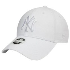 Damska czapka z daszkiem New Era MLB New York Yankees. Białe czapki z daszkiem New Era, na lato, bez wzorów, z bawełny, klasyczne. Za 109.99 zł.