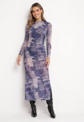 Granatowa Dopasowana Sukienka Maxi w Fantazyjny Print Sartine. Niebieskie sukienki Born2be, l, z aplikacjami, bez kołnierzyka, bez ramiączek, maxi, dopasowane. W wyprzedaży za 135.99 zł.