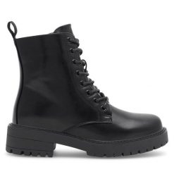 Botki JENNY. Czarne botki Jenny, bez wzorów, bez obcasa, na płaskiej podeszwie, bez zapięcia. Za 111.99 zł.