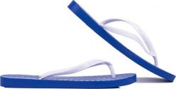 Klapki basenowe damskie Ipanema Classica Hap. Białe klapki Ipanema, bez wzorów, z gumy, wakacyjne, bez obcasa, na płaskiej podeszwie, bez zapięcia. Za 56.99 zł.
