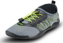 Buty do wody wielofunkcyjne Aqua Speed Kameleo. Szare buty treningowe Aqua-Speed, bez wzorów, z gumy, bez zapięcia, na fitness i siłownię. Za 109.00 zł.