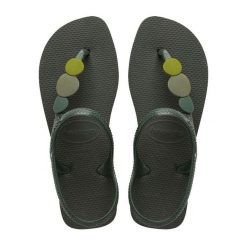 Klapki Havaianas Model Flash Urban Plus Kolor Zielony. Zielone klapki Havaianas, bez wzorów, z gumy, eleganckie, bez obcasa, na płaskiej podeszwie, bez zapięcia. Za 94.99 zł.