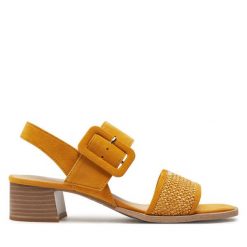 Sandały Caprice. Brązowe sandały Caprice, bez wzorów, bez obcasa, na słupku, bez zapięcia. Za 239.99 zł.