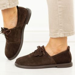 Barefoot czekoladowe skórzane Polskie półbuty damskie Deoni D679. Brązowe półbuty wsuwane Deoni, na jesień, bez wzorów, z dzianiny, casualowe, bez obcasa, na płaskiej podeszwie. Za 429.00 zł.
