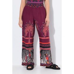 Damskie Spodnie palazzo palmy szeroka nogawka elastyczny pas. Fioletowe spodnie dresowe Ulla Popken, bez wzorów, z materiału, długie. Za 244.99 zł.