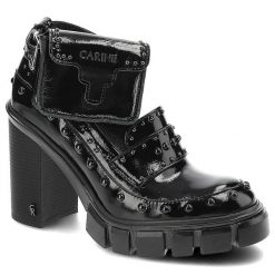 Półbuty damskie Carinii, lakierowana cholewka z dekoracyjnymi nitami regulowany pasek z klapą stabilny wysoki obcas, czarne, B7934-070-000-000-E98. Czarne półbuty wsuwane Carinii, bez wzorów, z lakierowanej skóry, bez obcasa, na obcasie. Za 390.00 zł.