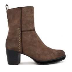 Botki Josef Seibel. Brązowe botki Josef Seibel, bez wzorów, bez obcasa, na słupku, bez zapięcia. Za 649.99 zł.