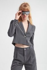 Marynarka damska CUSTOMMADE. Marynarki i żakiety Custommade, s, bez wzorów, bez ramiączek. W wyprzedaży za 730.95 zł.