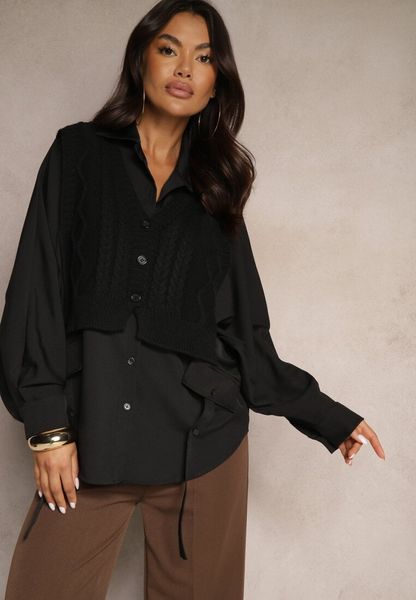 Czarna Koszula Nietoperz z Naszytą Kamizelką z Dzianiny Hanoreth. Czarne koszule Renee, bez wzorów, z dzianiny, eleganckie, bez kołnierzyka, bez ramiączek. Za 119.99 zł.