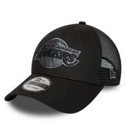 Czapka z daszkiem New Era. Czarne czapki z daszkiem New Era, bez wzorów. Za 109.99 zł.