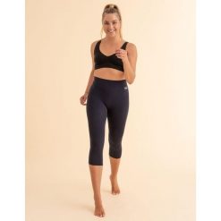 Legginsy Capri Tecnología FIR Noah. Niebieskie legginsy Anaissa, bez wzorów, z poliamidu, sportowe. W wyprzedaży za 200.00 zł.
