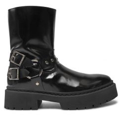 Botki Steve Madden. Czarne botki Steve Madden, bez wzorów, bez obcasa, na płaskiej podeszwie, bez zapięcia. Za 619.99 zł.