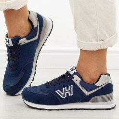 Granatowe sportowe buty damskie Vanhorn 27300. Niebieskie buty sportowe lifestyle Vanhorn, na lato, bez wzorów, z dresówki, klasyczne, z okrągłym noskiem, bez zapięcia. Za 169.00 zł.