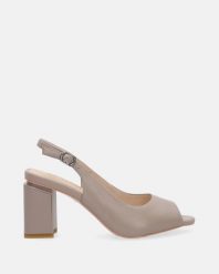 BEŻOWE SANDAŁY NA OBCASIE VE-033 BEIGE. Brązowe sandały Venezia, bez wzorów, ze skóry, bez obcasa, na obcasie, bez zapięcia. Za 379.00 zł.