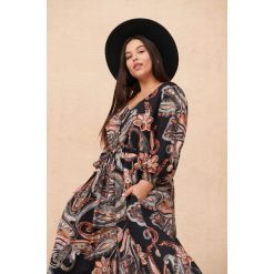 Sukienka Damska Aszja Plus Size Czarny / Cynamon. Czarne sukienki blue shadow, plus size, bez wzorów, z gumy, bez kołnierzyka, plus size, bez ramiączek. Za 409.90 zł.