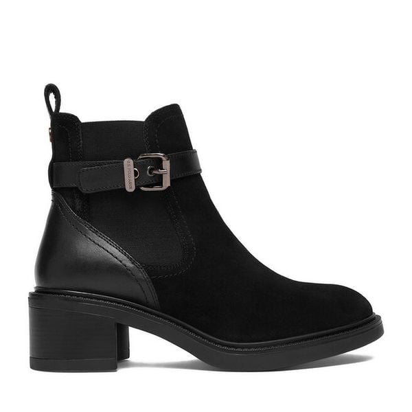 Botki U.S. Polo Assn. Czarne botki U.S. Polo Assn., bez wzorów, bez obcasa, na słupku, bez zapięcia. Za 299.99 zł.