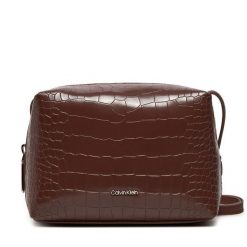Torebka Calvin Klein. Brązowe listonoszki Calvin Klein, bez wzorów, bez dodatków. Za 249.99 zł.