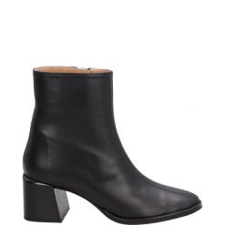 CZARNE BOTKI NA OBCASIE 210887 BLACK. Czarne botki Venezia, bez wzorów, ze skóry, bez obcasa, na obcasie, bez zapięcia. Za 299.00 zł.
