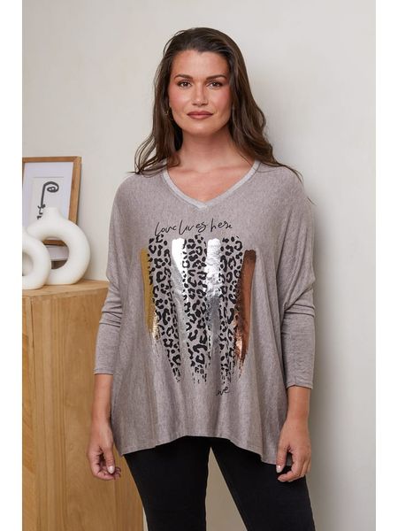 Curvy Lady Sweter w kolorze jasnobrązowym rozmiar: 44/46. Brązowe swetry Curvy Lady, bez wzorów, z bawełny, klasyczne, bez ramiączek. Za 132.45 zł.