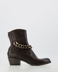 BRĄZOWE BOTKI 4565 CUSNA FONDE. Brązowe botki Venezia, bez wzorów, ze skóry, bez obcasa, bez zapięcia. Za 379.00 zł.