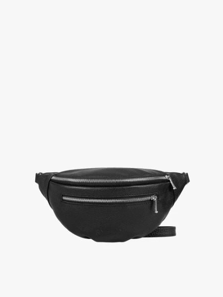 Czarna torebka nerka unisex. Czarne nerki i saszetki Ryłko, bez wzorów, ze skóry, małe, bez dodatków. Za 229.99 zł.