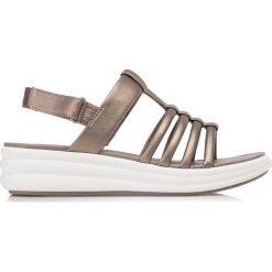 Clarks Sandały Clarks Drift Ease 26166065. Sandały Clarks, bez wzorów, bez obcasa, bez zapięcia. Za 284.90 zł.