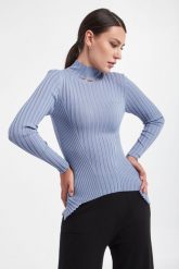 Sweter wełniany WOLFORD. Swetry Wolford, s, bez wzorów, z wełny, bez ramiączek. W wyprzedaży za 1,013.67 zł.