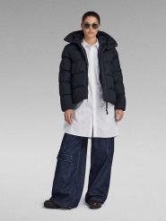 G-Star Kurtka pikowana w kolorze granatowym rozmiar: XL. Czarne kurtki G-Star, s, bez wzorów, z materiału, retro, bez kaptura. Za 499.45 zł.