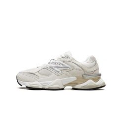 Buty do chodzenia dla dorosłych New Balance 9060 Sea Salt Moonbeam. Brązowe buty do biegania New Balance, bez wzorów, z materiału, bez zapięcia, do biegania. Za 808.15 zł.
