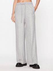 Boss Spodnie materiałowe Tavite 50502722 Szary Relaxed Fit. Szare spodnie materiałowe Boss, bez wzorów, z materiału. Za 1,159.00 zł.