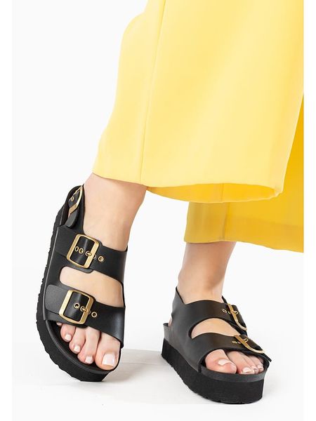 BAYTON Sandały "Achille Plus" w kolorze czarnym rozmiar: 38. Czarne sandały Bayton, bez wzorów, klasyczne, z otwartym noskiem, bez obcasa, na platformie, bez zapięcia. Za 172.08 zł.