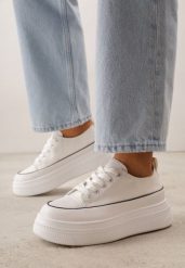 Białe Trampki VICES na Grubej Podeszwie Zdobione Lamówką Riosara. Białe buty sportowe lifestyle Born2be, z aplikacjami, z jeansu, bez zapięcia. Za 84.99 zł.
