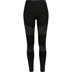 Damskie legginsy urban classic z wstawkami z koronki. Czarne legginsy Urban Classics, bez wzorów, z koronki, sportowe. Za 160.50 zł.
