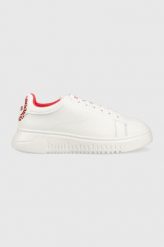 Emporio Armani sneakersy skórzane kolor biały. Białe buty sportowe lifestyle Emporio Armani, bez wzorów, z gumy, sportowe, z okrągłym noskiem, bez zapięcia. W wyprzedaży za 819.99 zł.