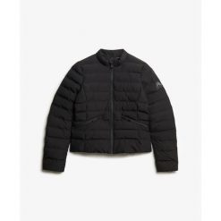Damska kurtka puchowa Superdry City Fuji. Czarne kurtki Superdry, bez wzorów, z puchu, bez kaptura. Za 518.40 zł.